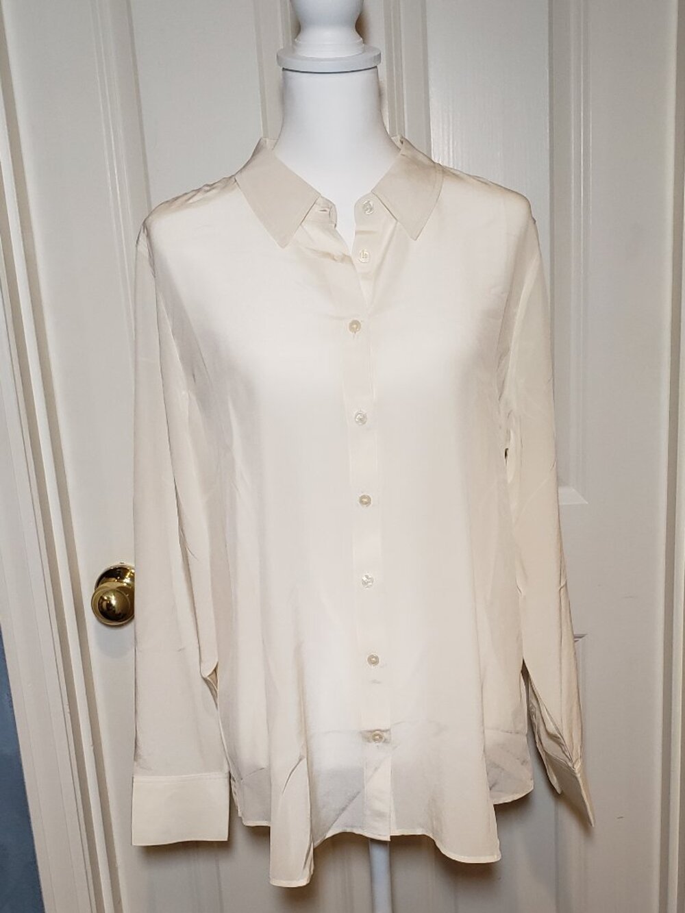 100% Silk Blouse by Boden Size 16/18R Cream color